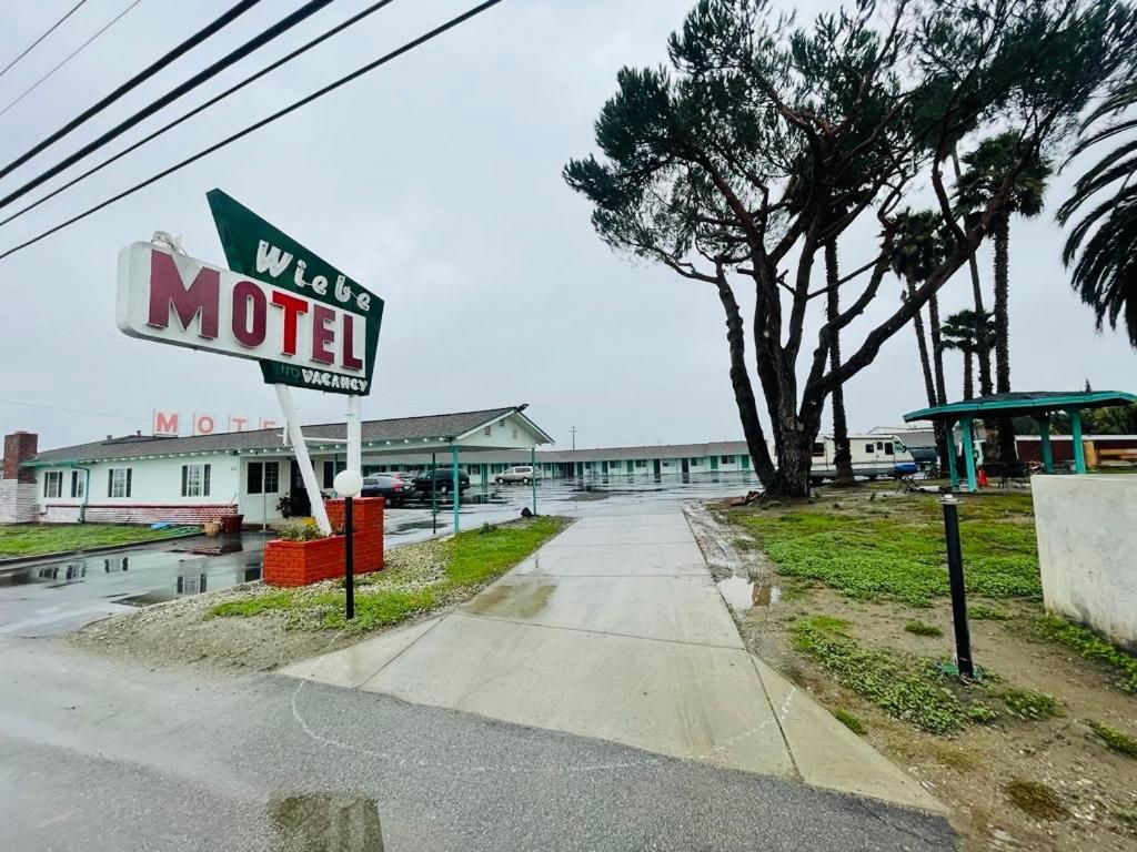 Wiebe Motel Hollister Εξωτερικό φωτογραφία